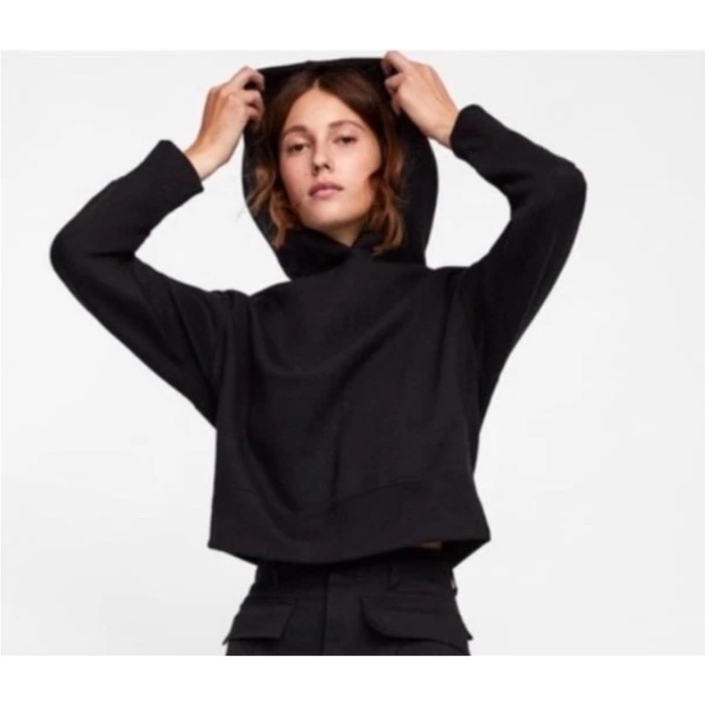 Zara Basic Cropped Hoodie Women Size S Black Pullover Hooded Sweatshirt